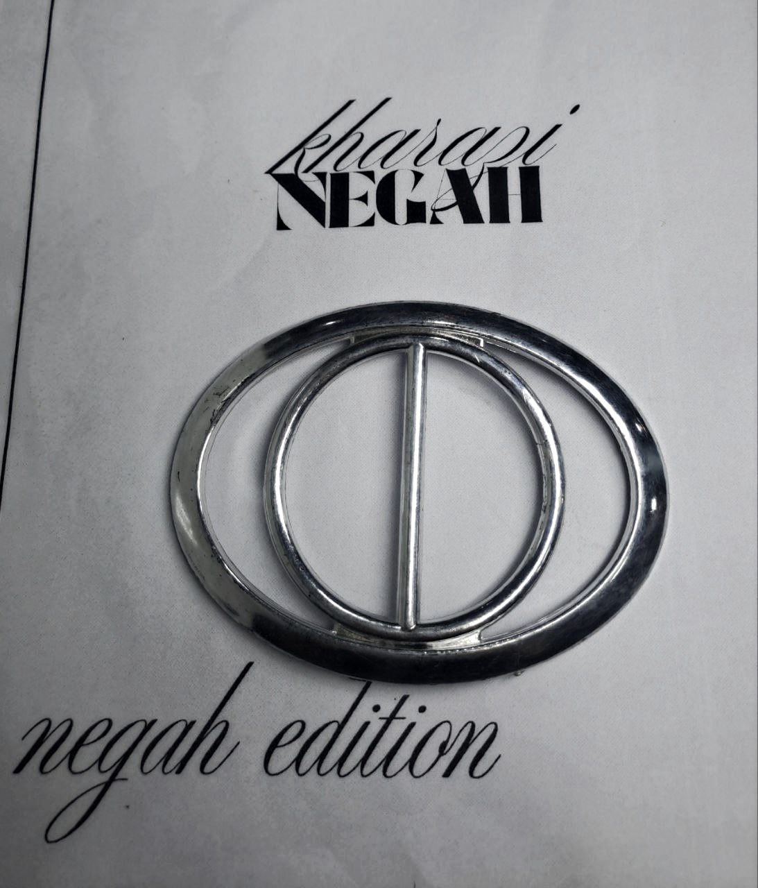 سگک لباس جنس پلاستیکی رنگ فقط نقره ایی