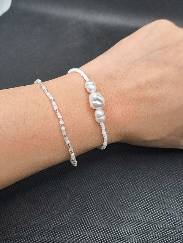 دستبند سفید منجوقی طرح باروک