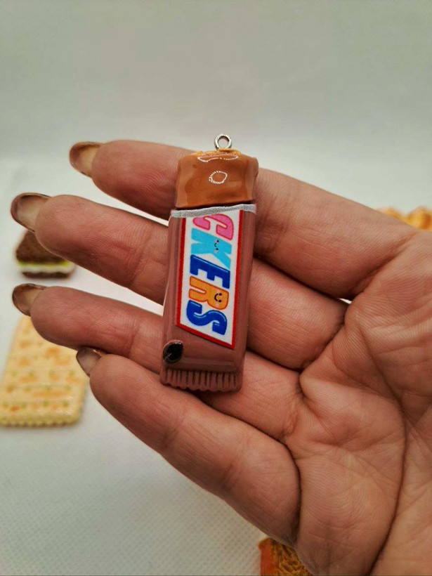 اویز خوراکی